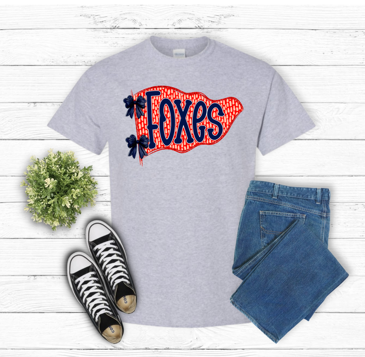 Foxes Pennant on Gray